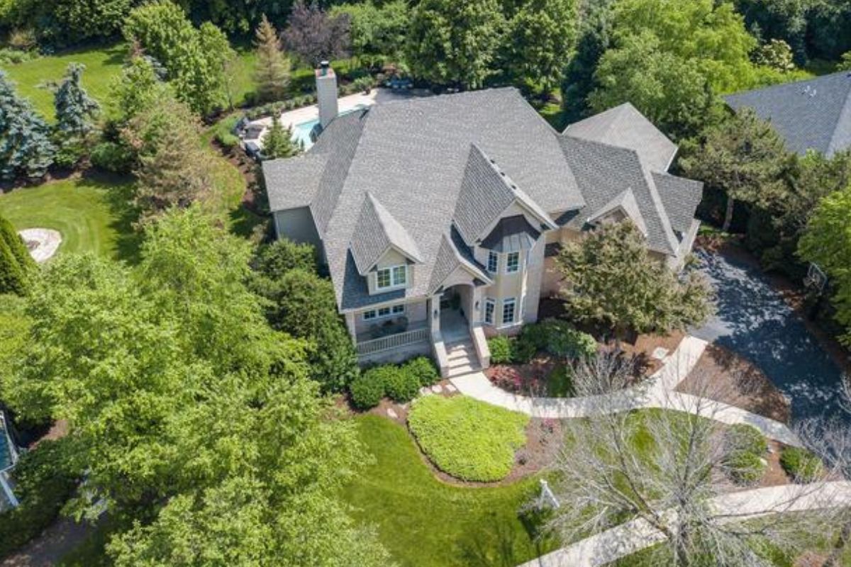Aerial view of a luxury home in the Weaver Landing neighborhood of Batavia IL