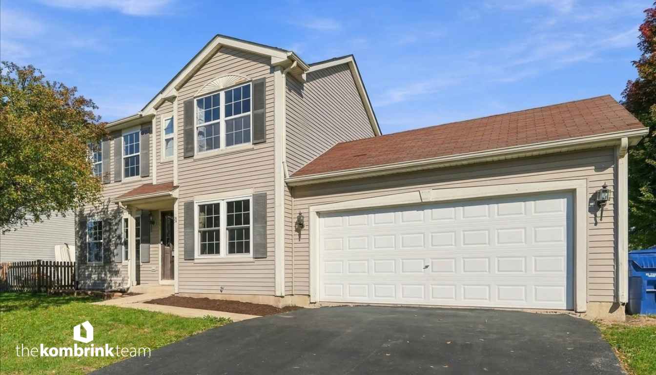 761 Blooming Dr, Dekalb, IL 60115